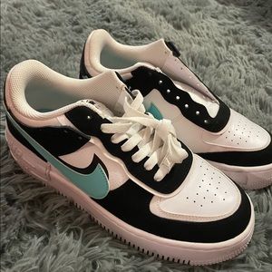 Womens Air Force shadow